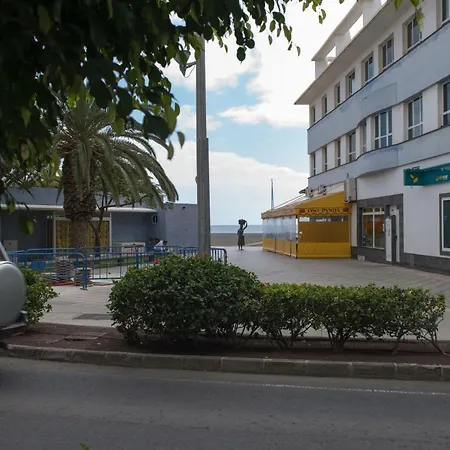 Junto El Mar, Internet De Un Ig